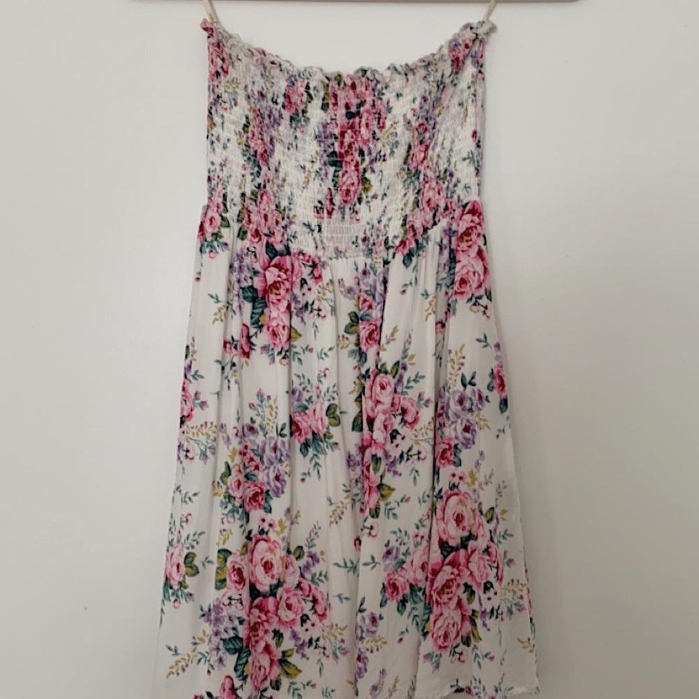 Strapless dress
